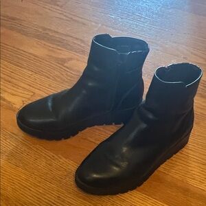 Rockport Black Ankle Boots 6